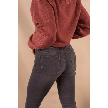 Jean skinny valentine couleur grise foncée de la marque Nagev